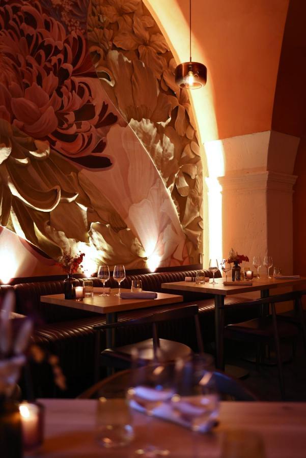 Margaret - Hotel Chouleur Ним Экстерьер фото